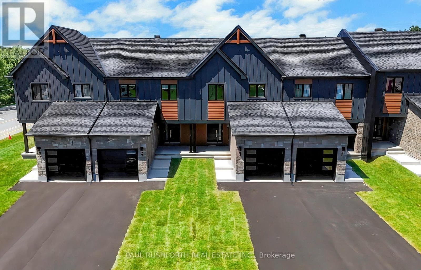 465 LAURETTE STREET in 