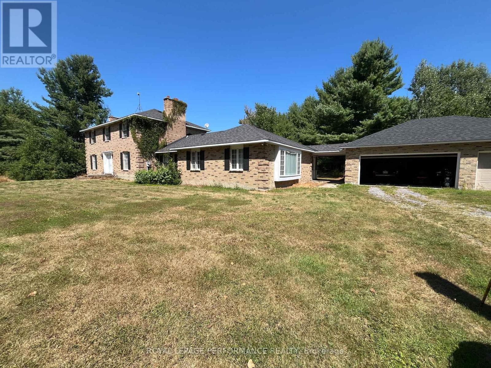 2620 MARCHURST ROAD in DUNROBIN