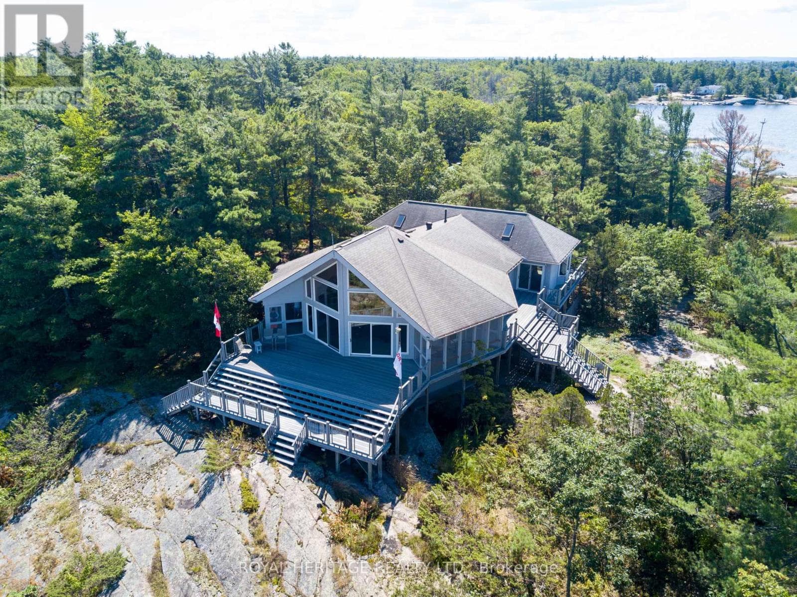 7224 ISLAND 630 GEORGIAN BAIE in