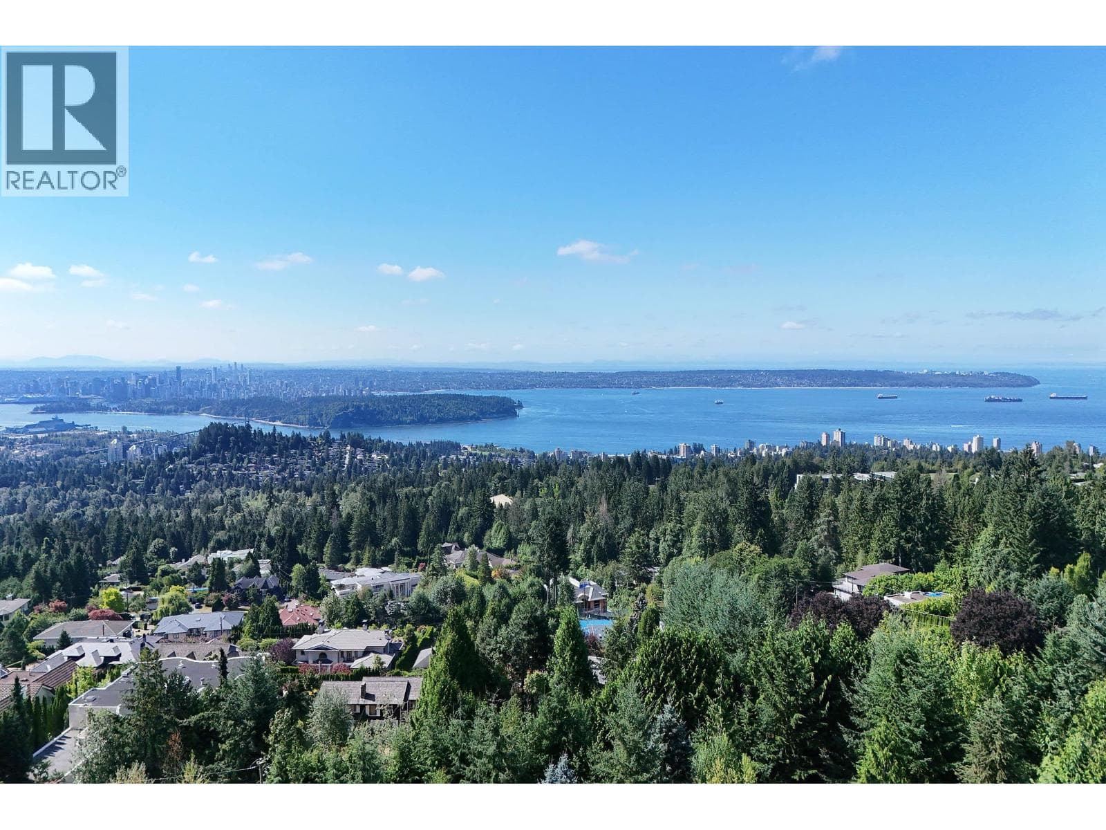 1084 GROVELAND ROAD, Greater Vancouver — photo 3
