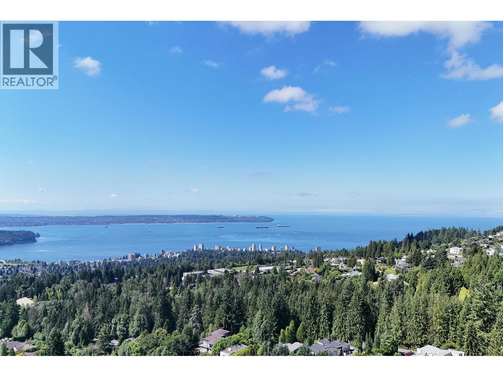 1084 GROVELAND ROAD, Greater Vancouver — photo 4