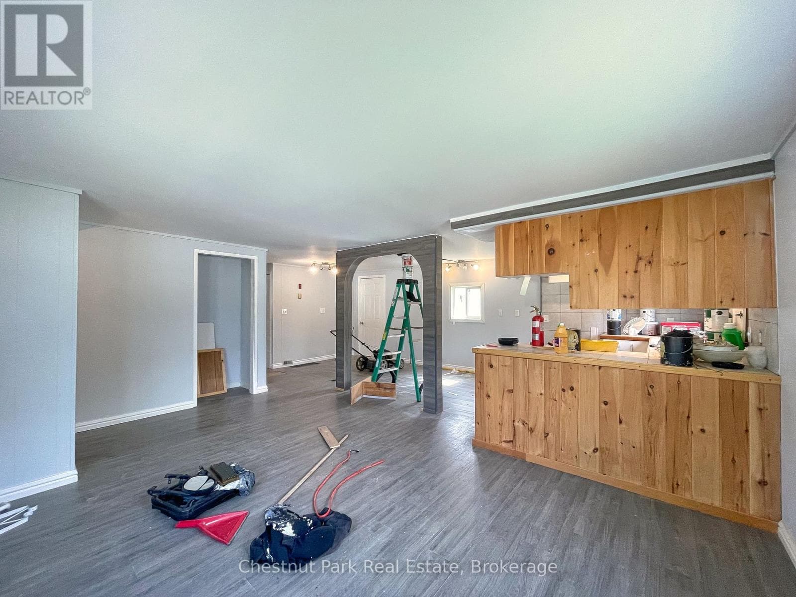 383 THOMPSON STREET, OnePoint — photo 4