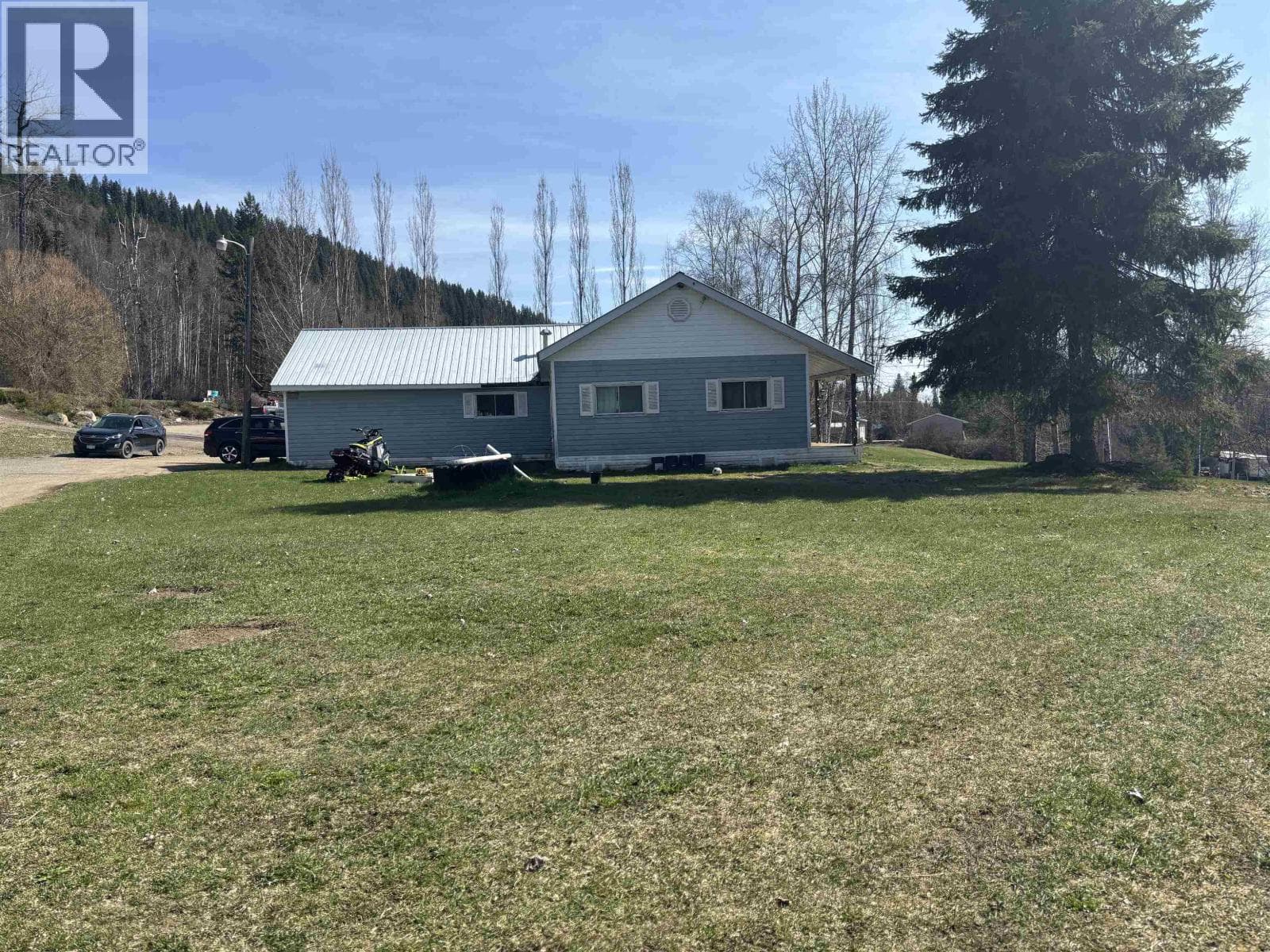 6162 CEDAR CREEK ROAD in 
