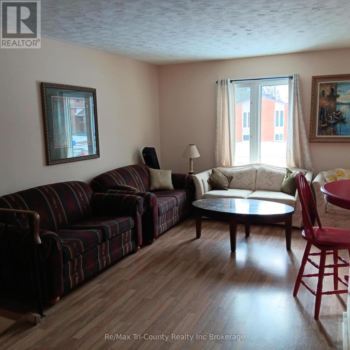 19 BELLEVIEW CRESCENT — photo 2