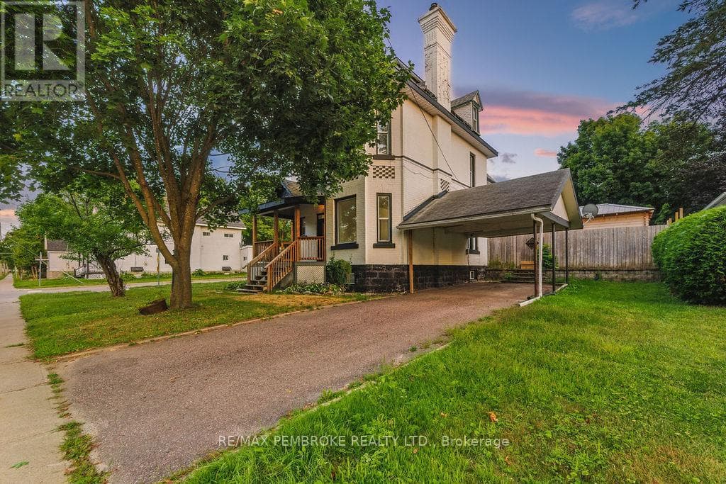 502 MARY STREET, Renfrew County — photo 4