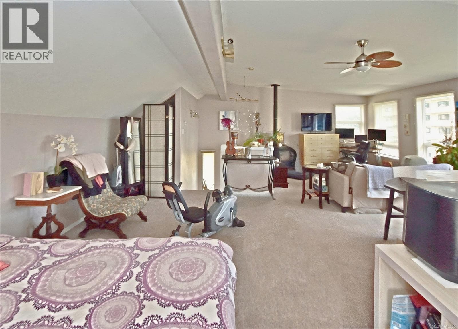 350 STEWART AVENUE, Vancouver Island — photo 4