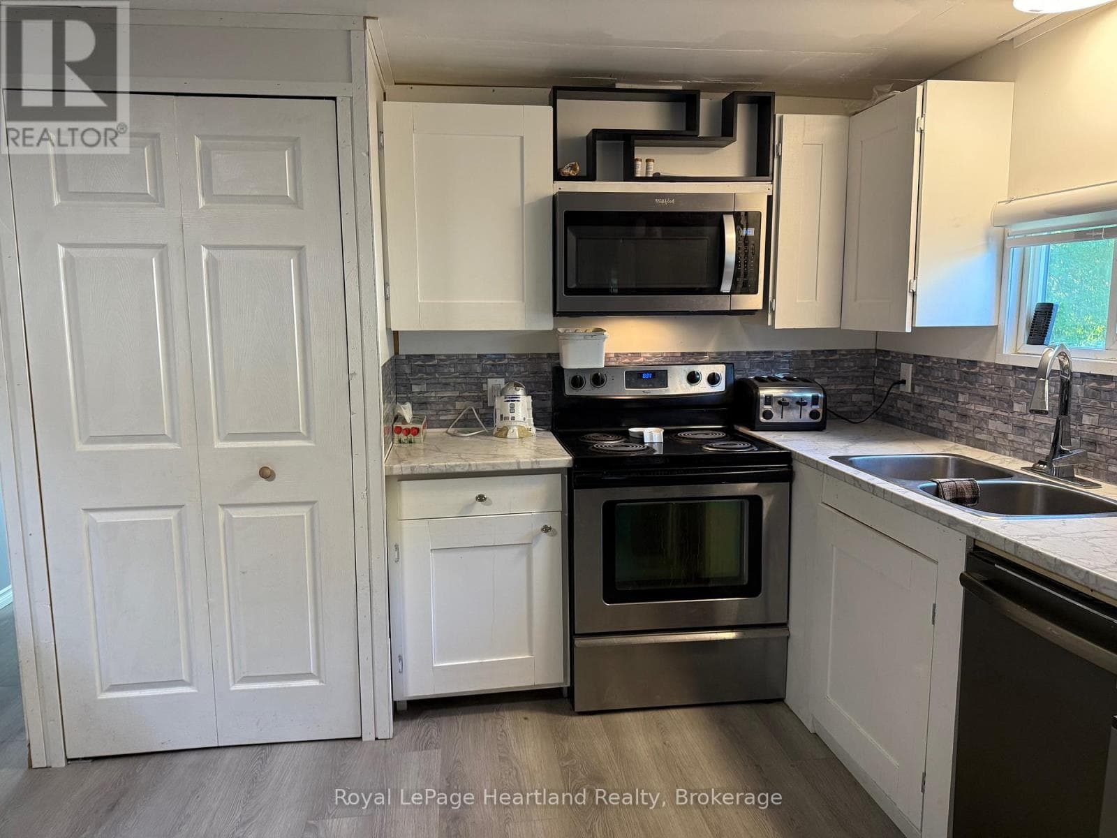 75049 HENSALL ROAD — photo 5