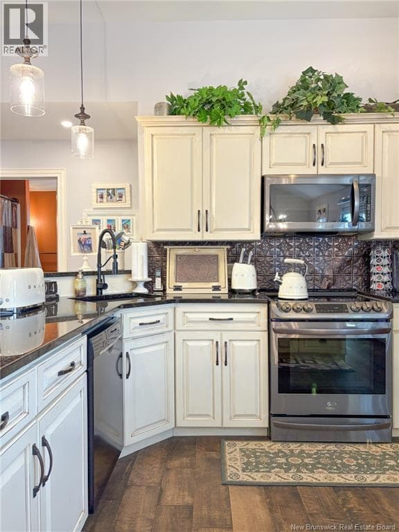211 JAMIESON ROAD, New Brunswick — photo 5