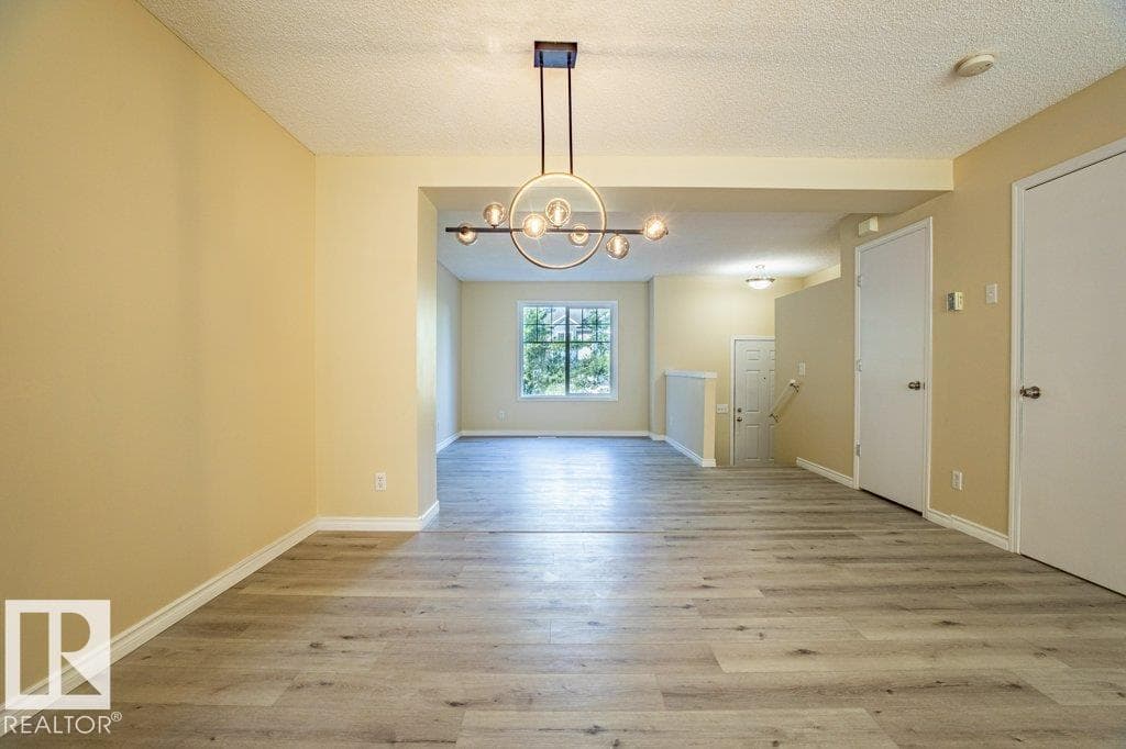 #41 8304 11 AV SW, Edmonton — photo 4