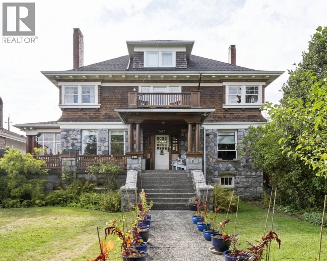 1617 WEST GRAND BOULEVARD in Grand Boulevard