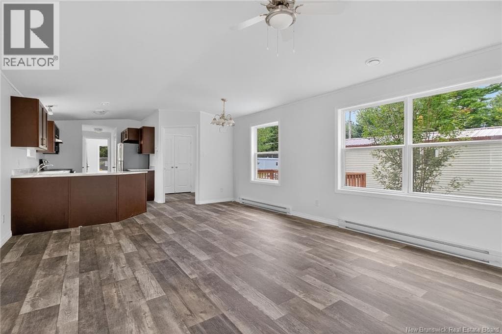 19 BENTLEY AVENUE — photo 5