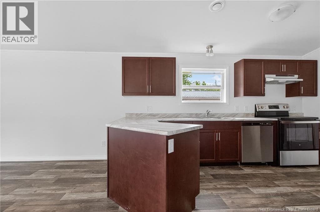 19 BENTLEY AVENUE — photo 3