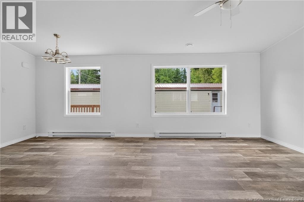 19 BENTLEY AVENUE — photo 4