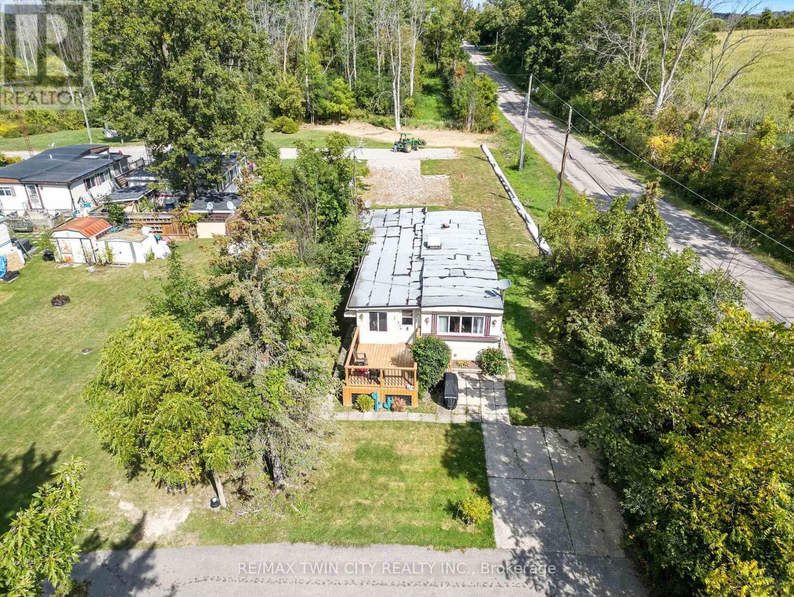 7 SUNVALLEY - 1429 SHEFFIELD ROAD, Toronto — photo 2
