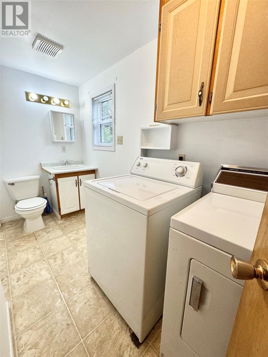 20 Pinetree Road, Newfoundland & Labrador — photo 4