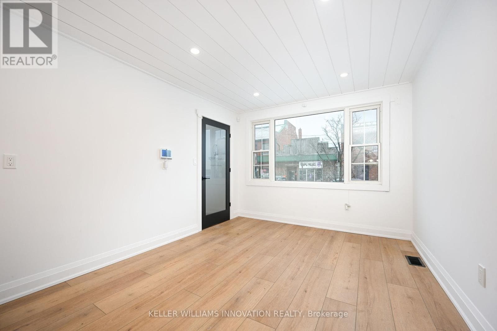 4968 KING STREET, Toronto — photo 3