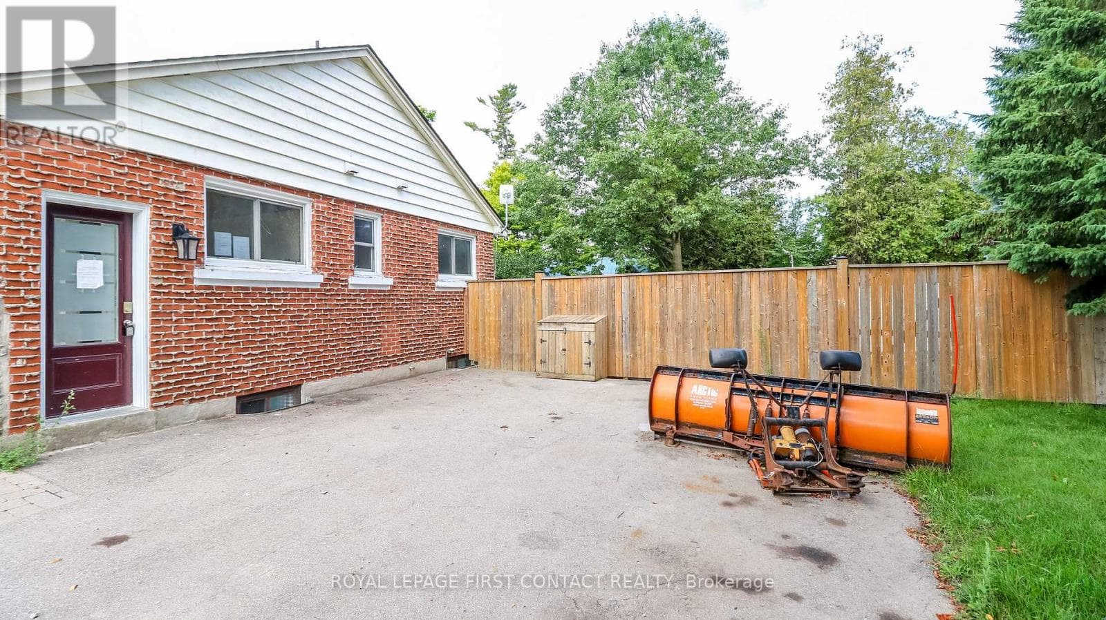 18 CARBERRY STREET, Toronto — photo 3