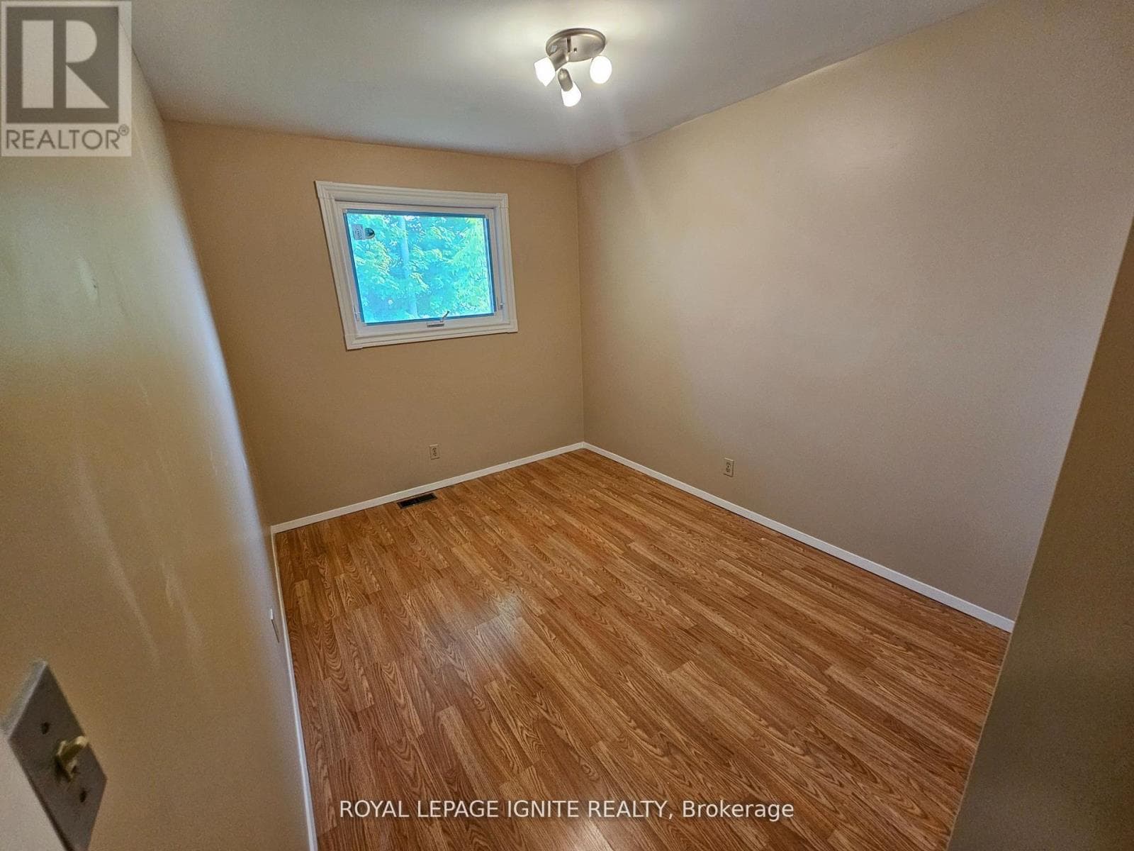 253 WOODLAND DRIVE N, Toronto — photo 4