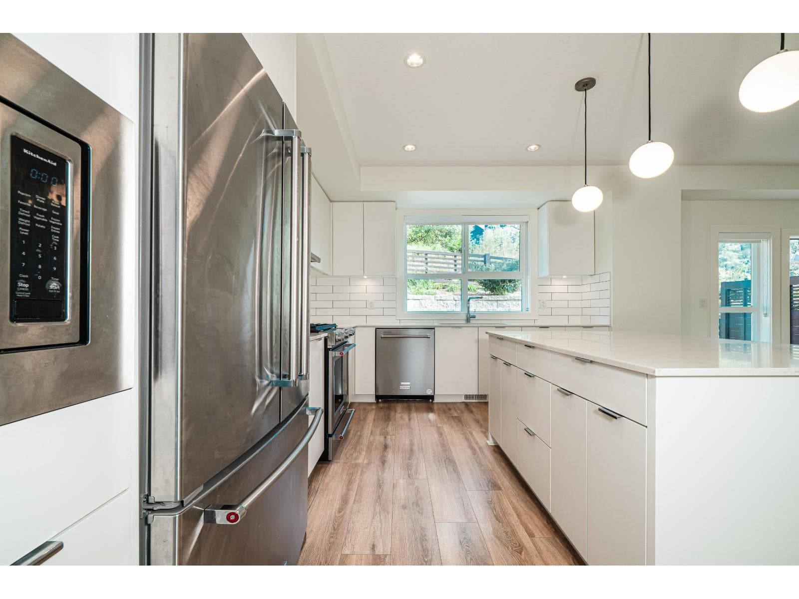81 16561 17A AVENUE, Fraser Valley — photo 3