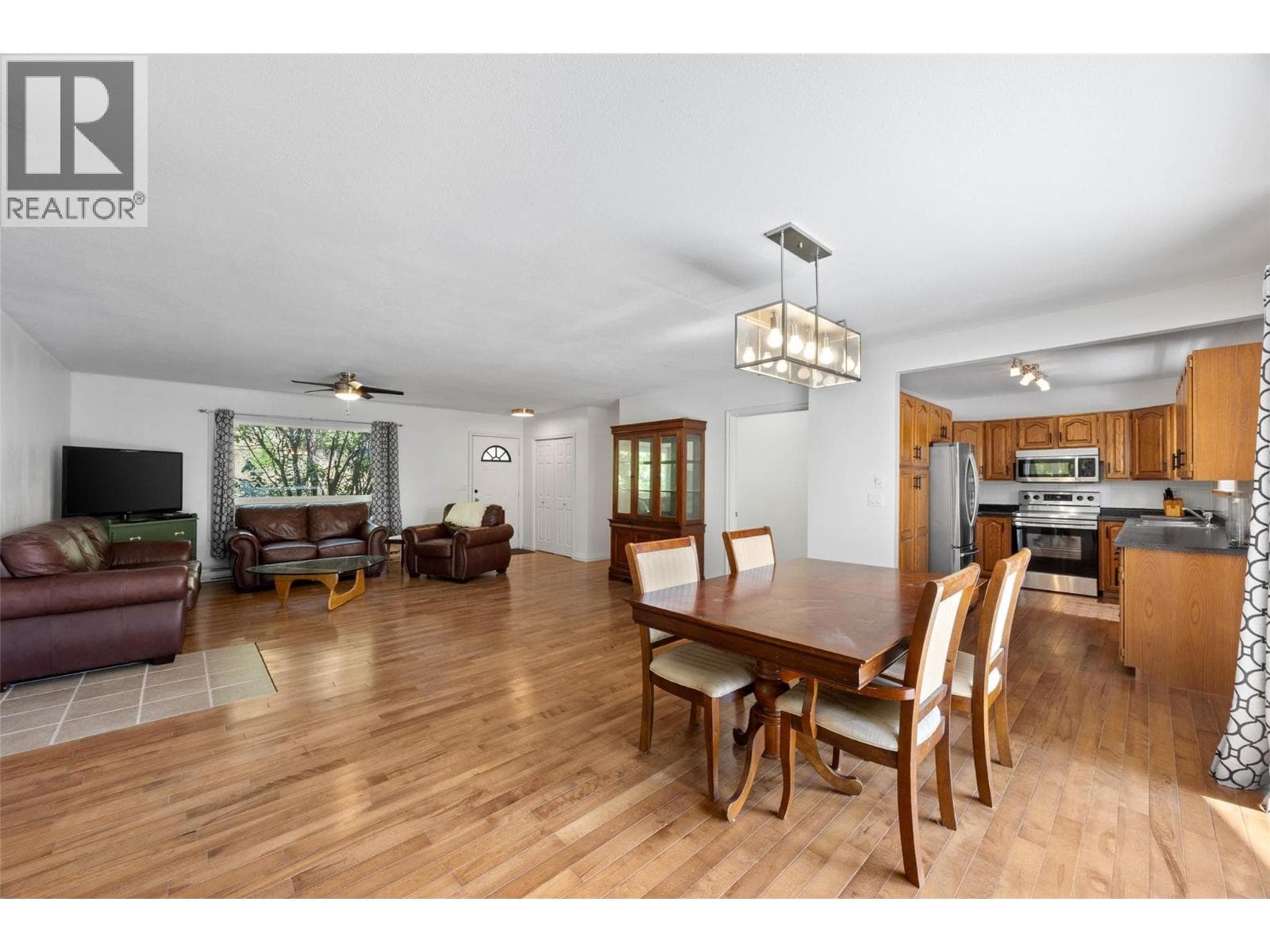 2725 VICKERS TRAIL, Interior REALTORS® — photo 3