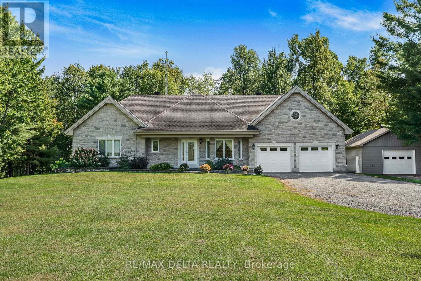740 VINETTE ROAD in 