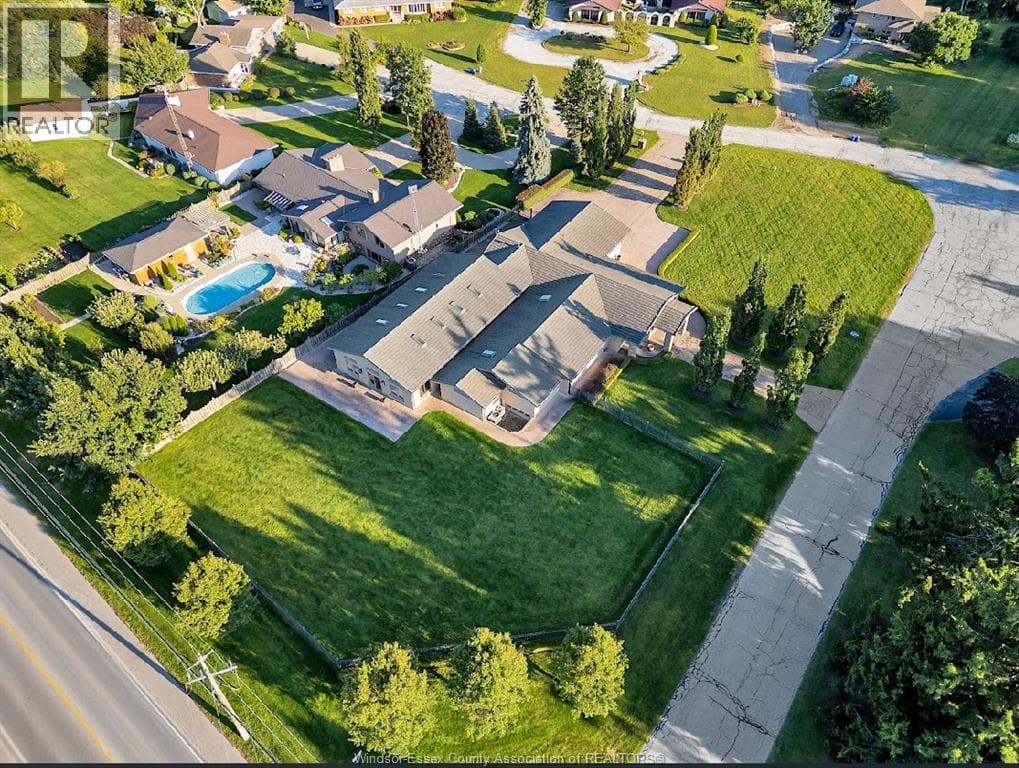 1530 RAVINE LINE in 