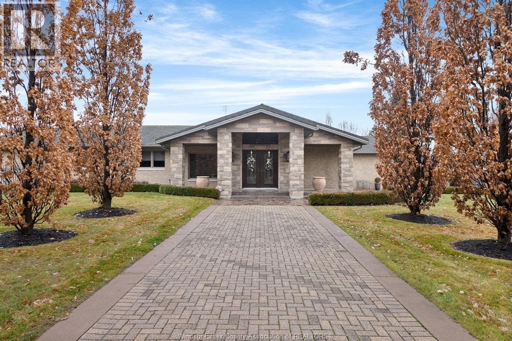 1530 RAVINE LINE, Windsor — photo 3