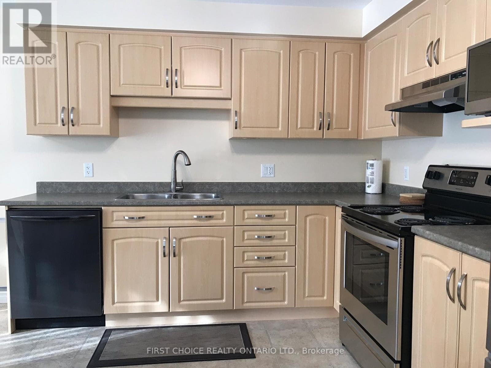 1547 VERCHERES RUE DE, Ottawa — photo 2
