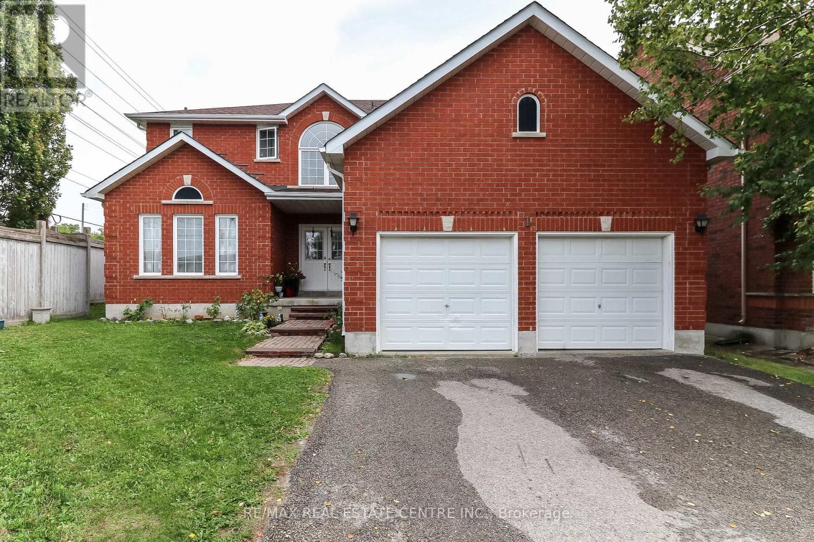 1 SANDRINGHAM DRIVE, Toronto — photo 2