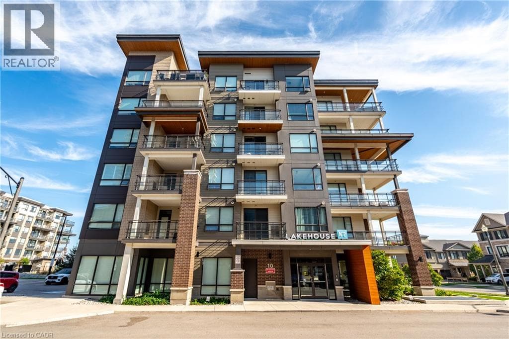 10 ESPLANADE Lane Unit# 310 in