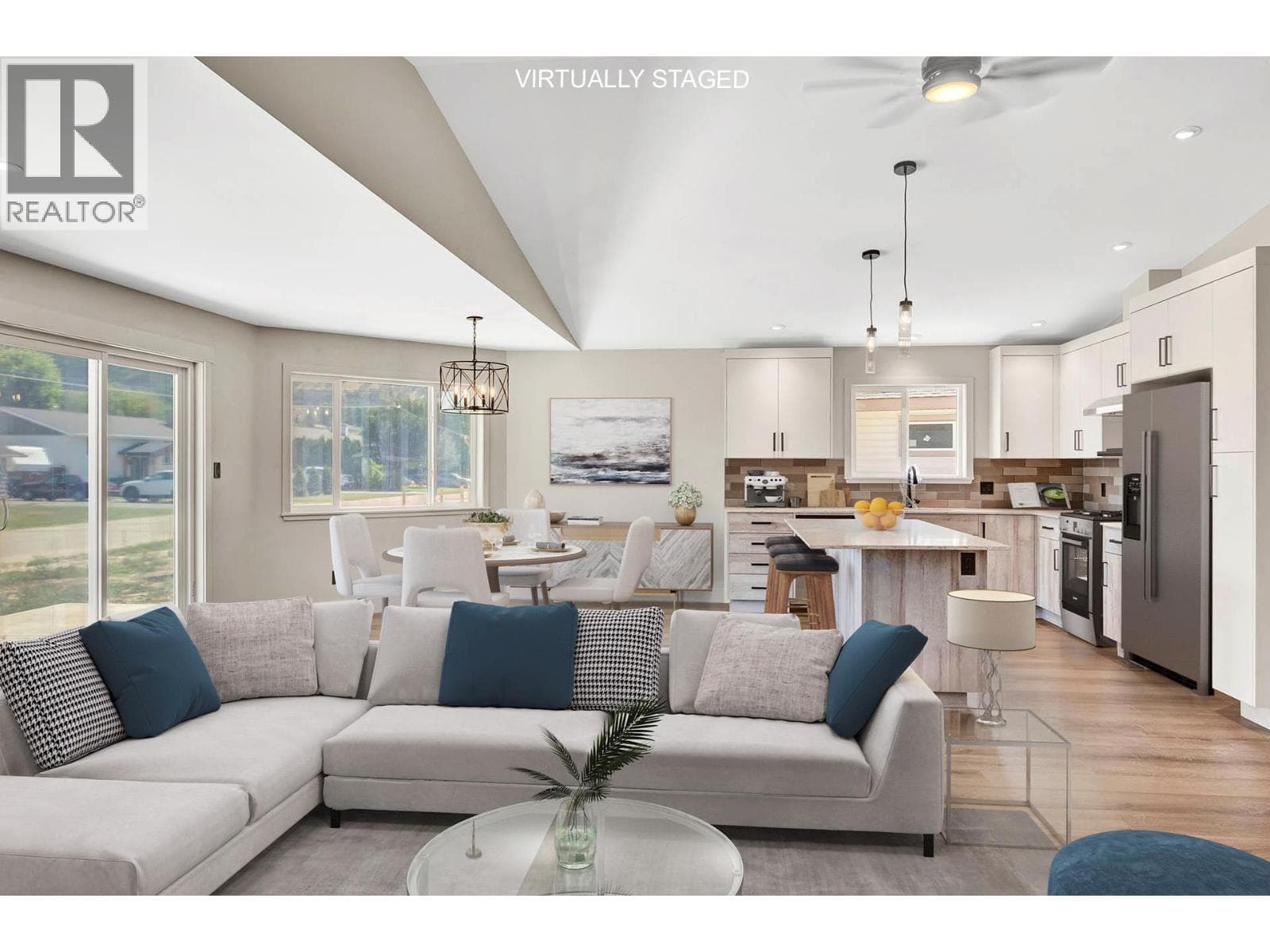 312 ARBUTUS Street Unit# 28, Interior REALTORS® — photo 5
