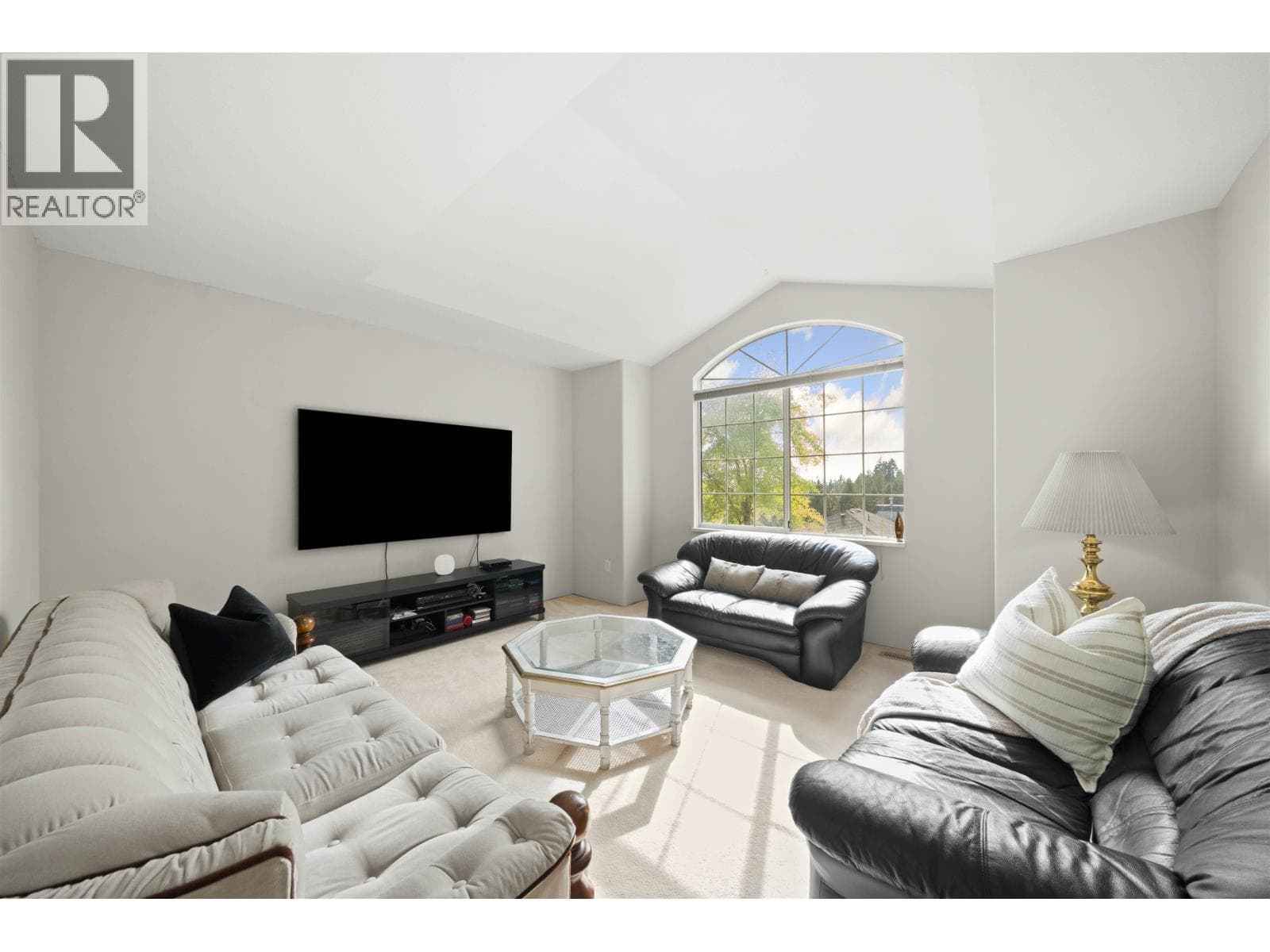 102 ASPENWOOD DRIVE, Greater Vancouver — photo 3