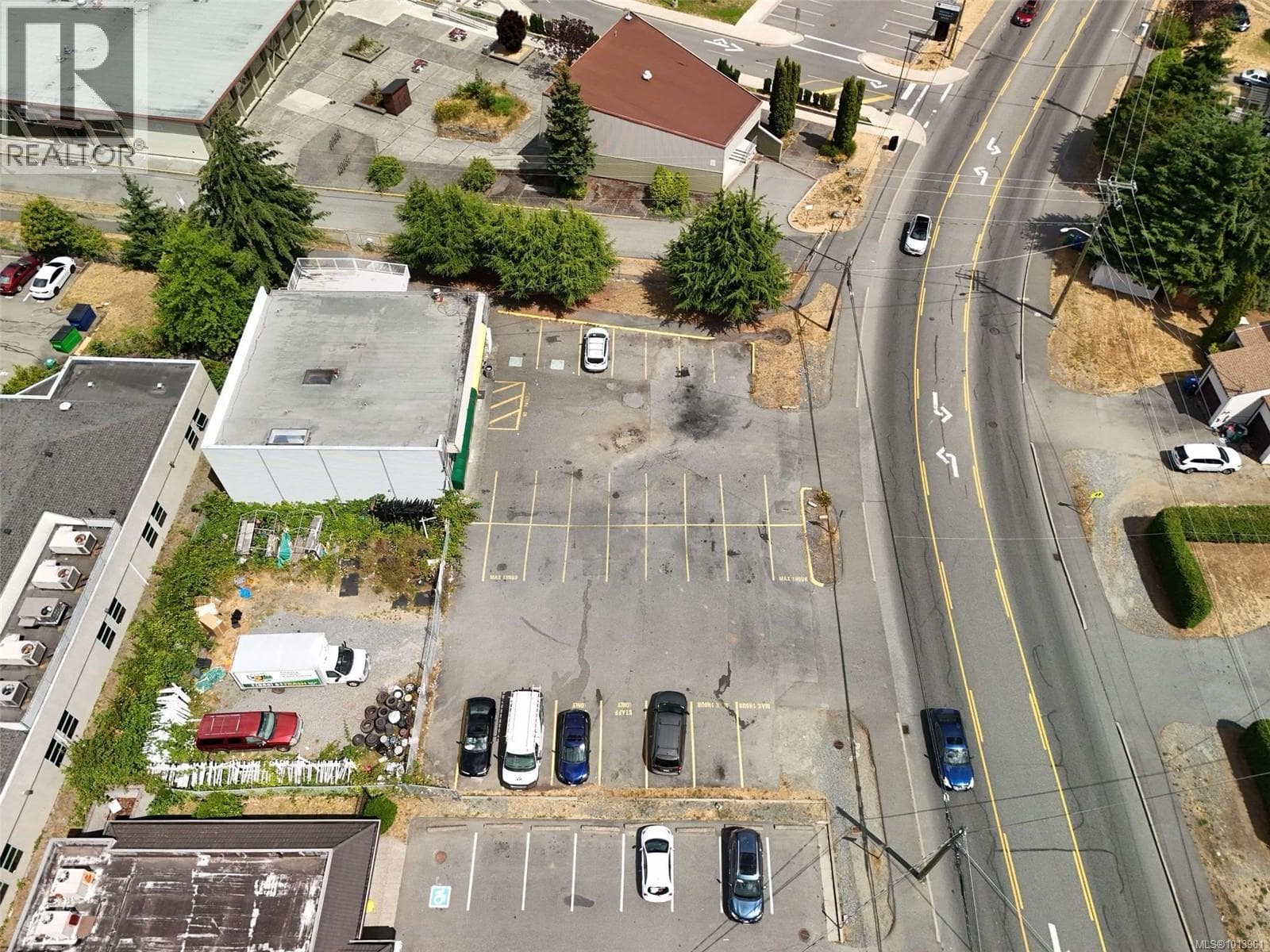 4146 DEPARTURE BAIE ROAD — photo 3