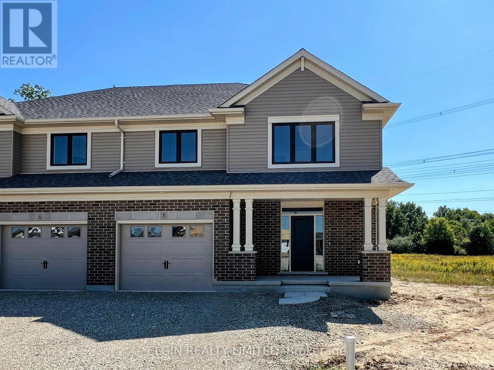 8 COLUMBUS COURT in 