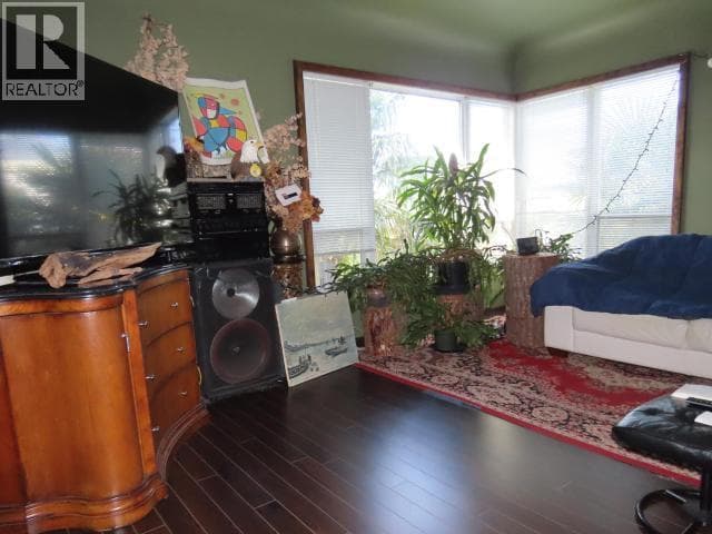 4538 MICHIGAN AVENUE, Powell River — photo 4