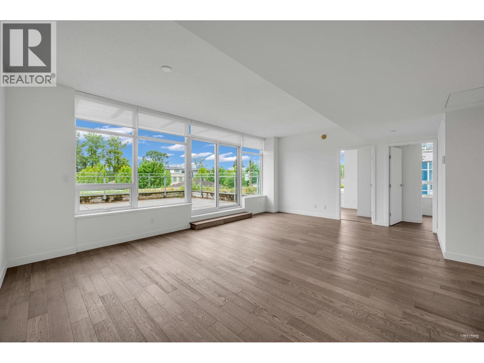 303 5077 CAMBIE STREET, Greater Vancouver — photo 5