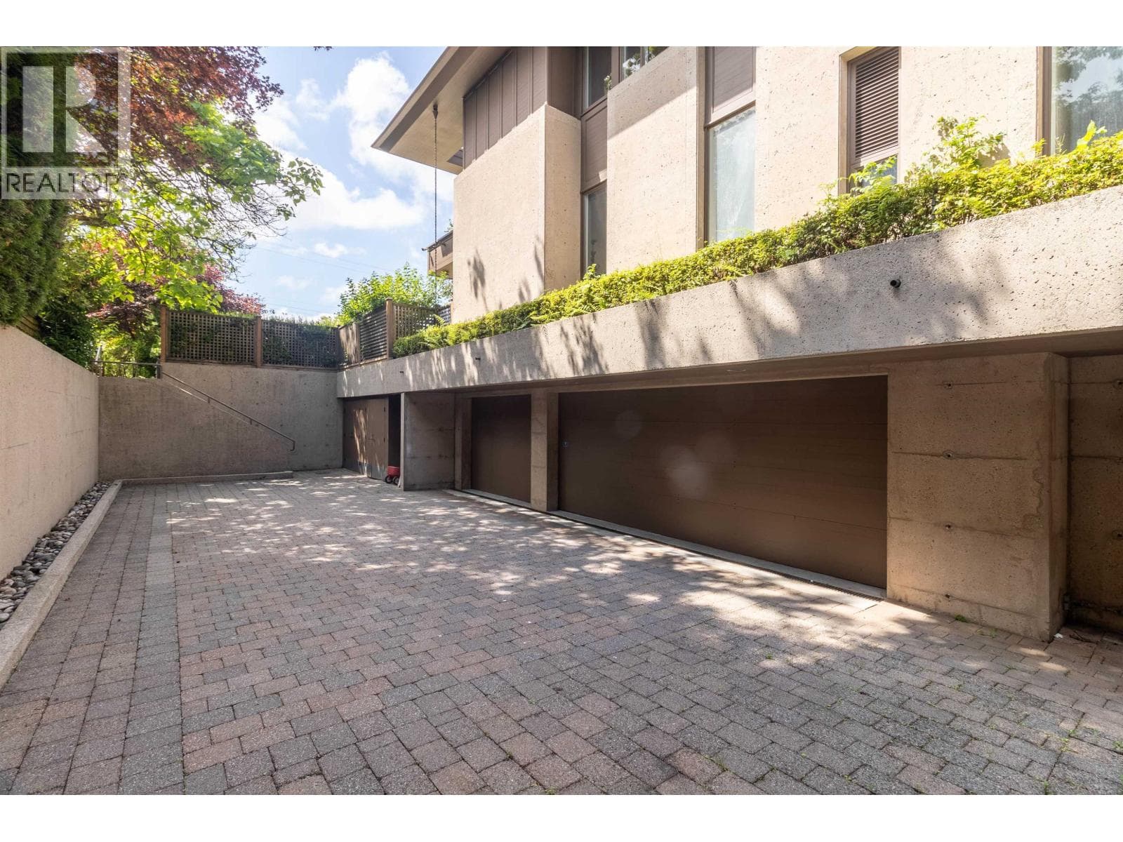 1178 LAURIER AVENUE, Greater Vancouver — photo 3