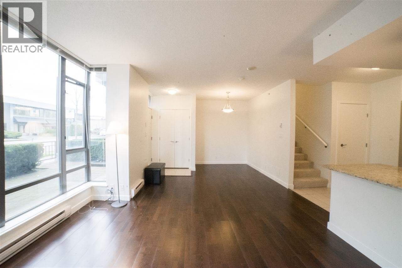 3 7360 ELMBRIDGE WAY, Greater Vancouver — photo 2