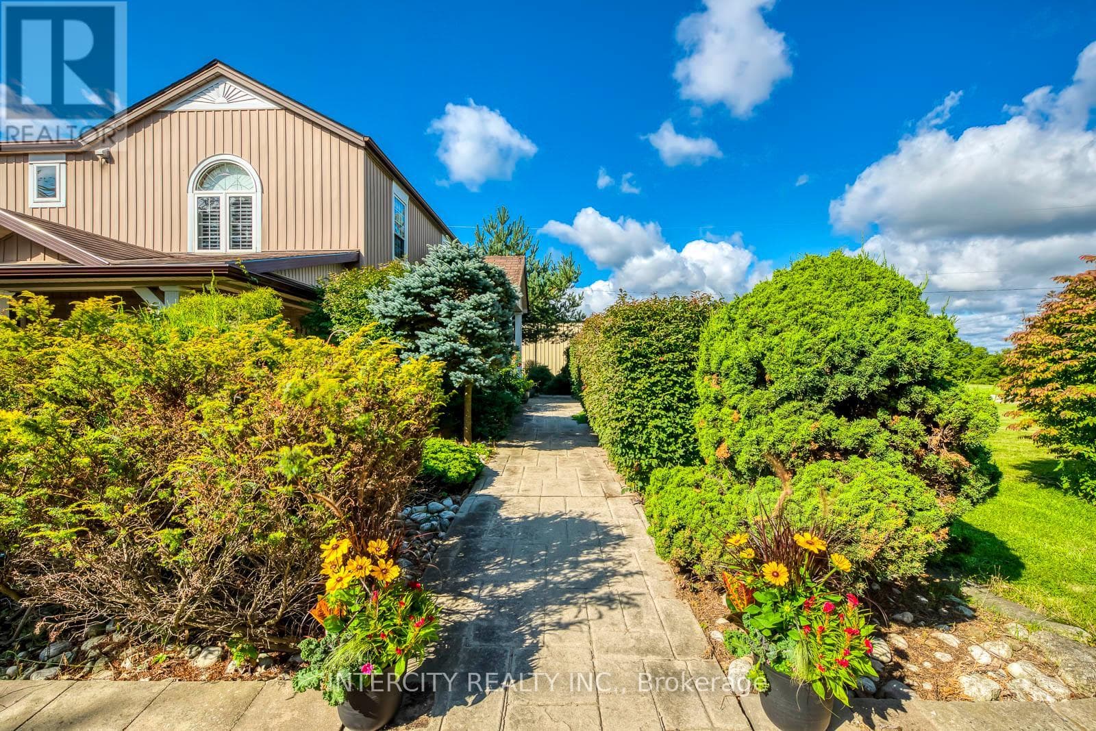 2764 GOVERNOR'S ROAD, Toronto — photo 4