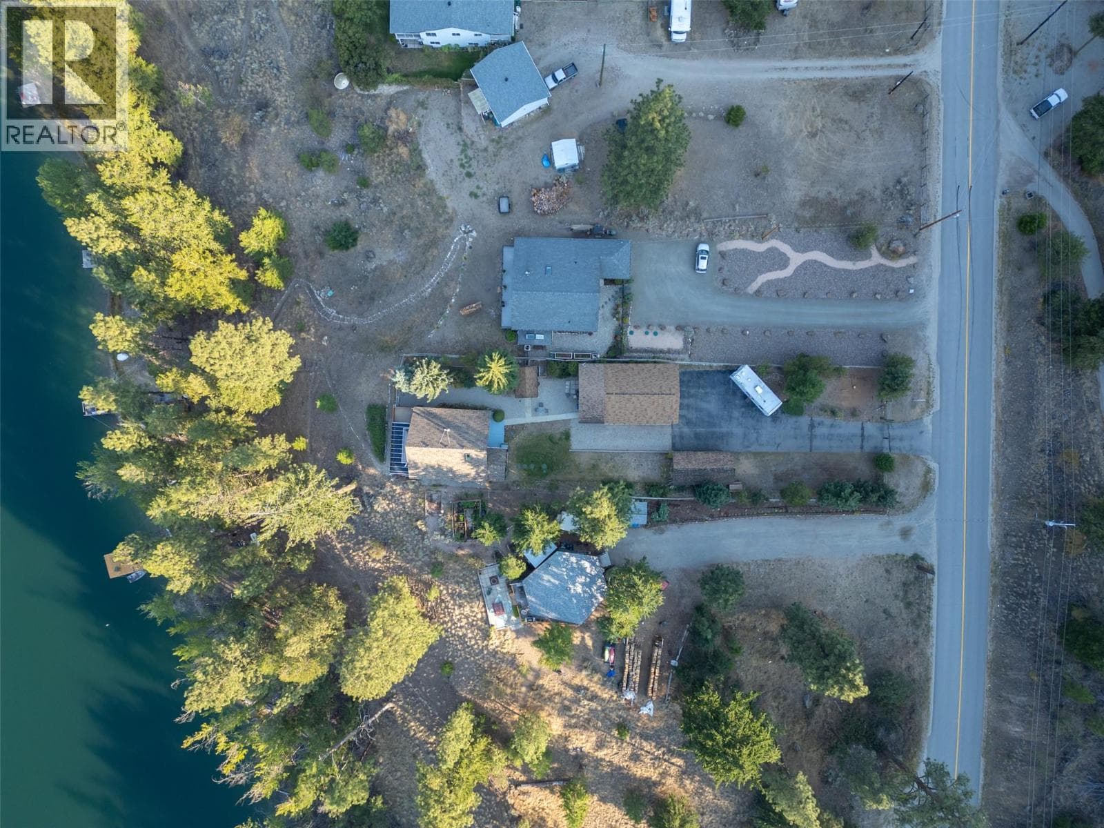 234 TWIN LAKES ROAD, Interior REALTORS® — photo 5