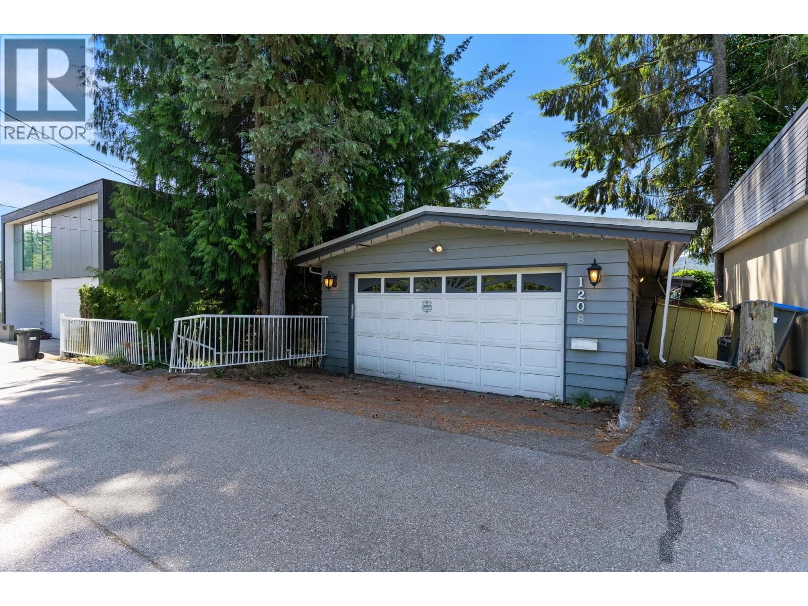 1208 ALDERSIDE ROAD, Greater Vancouver — photo 3