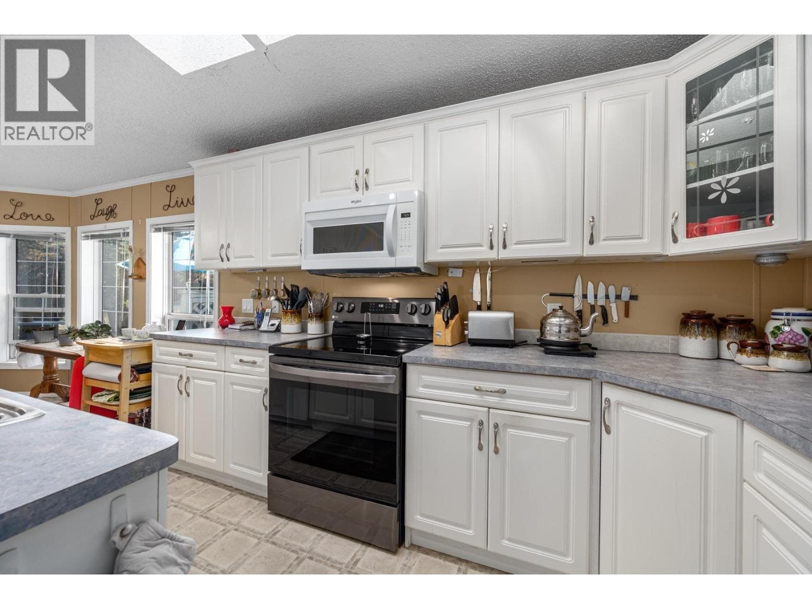 1098 HOUSTON STREET UNIT 34, Interior REALTORS® — photo 5