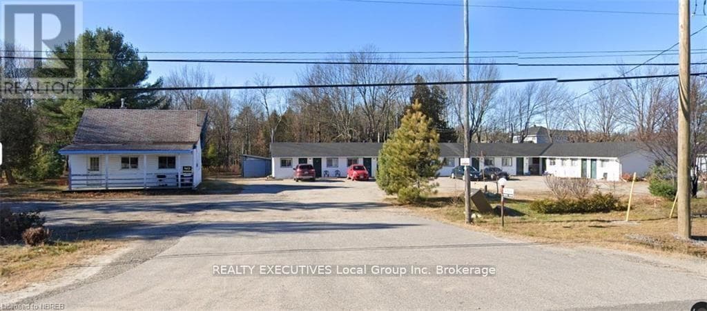 4319 HIGHWAY 11 N, North Bay — photo 2