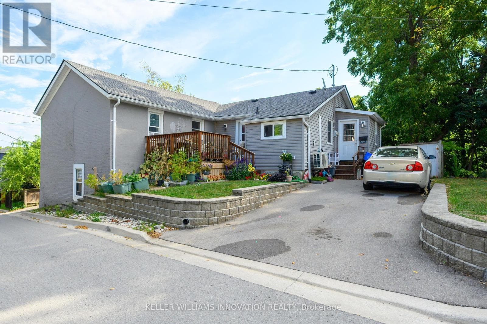 4249 ACADEMY STREET, Toronto — photo 2