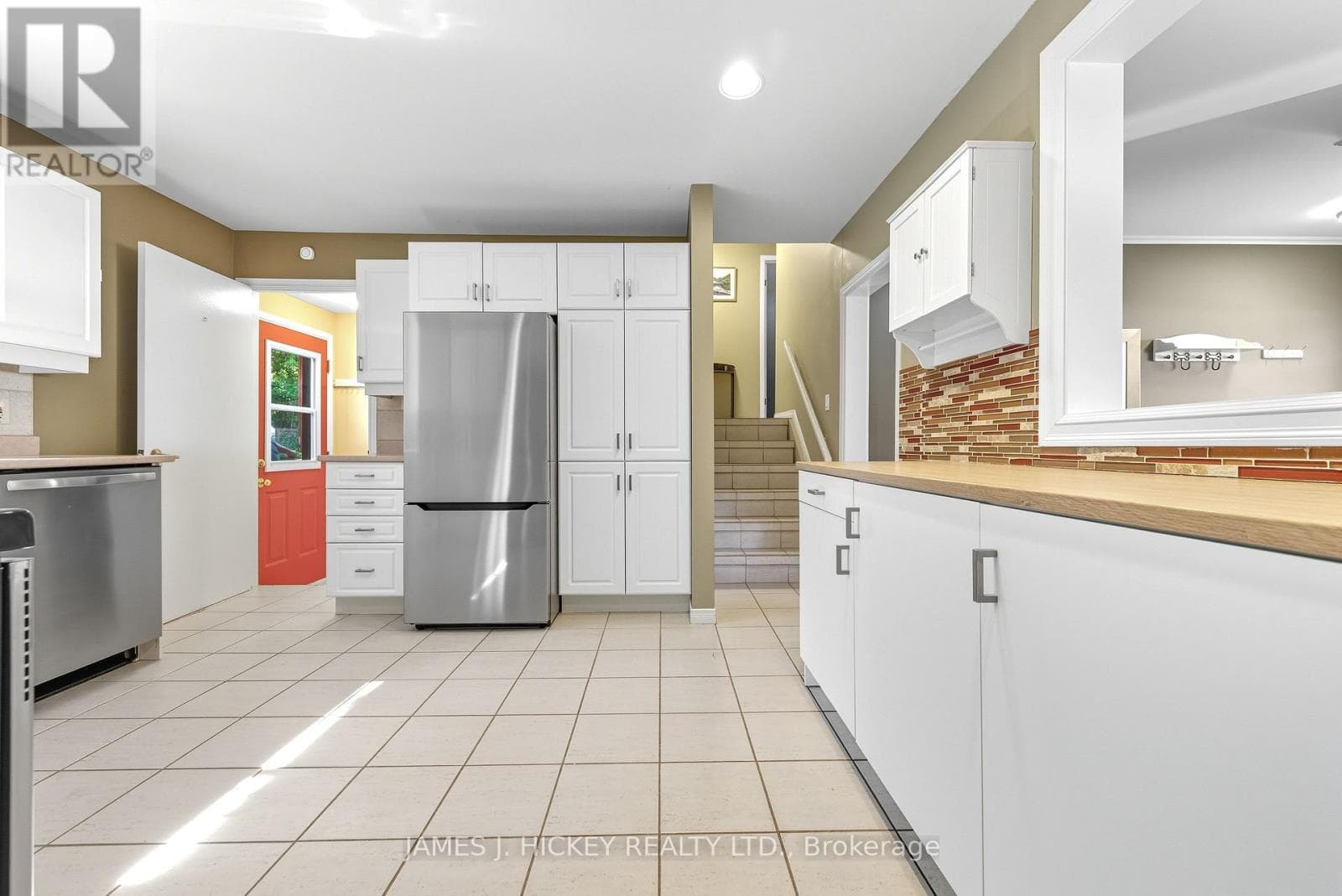 119 FRONTENAC CRESCENT, Renfrew County — photo 3