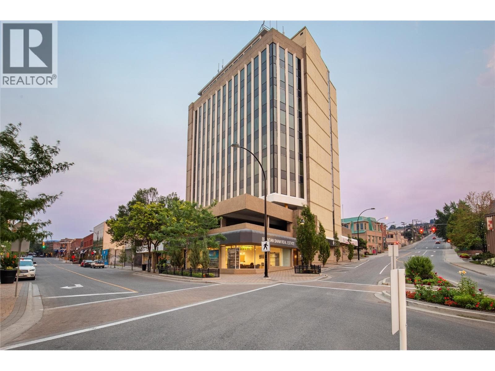 235 1ST AVENUE UNIT 404 in City Centre