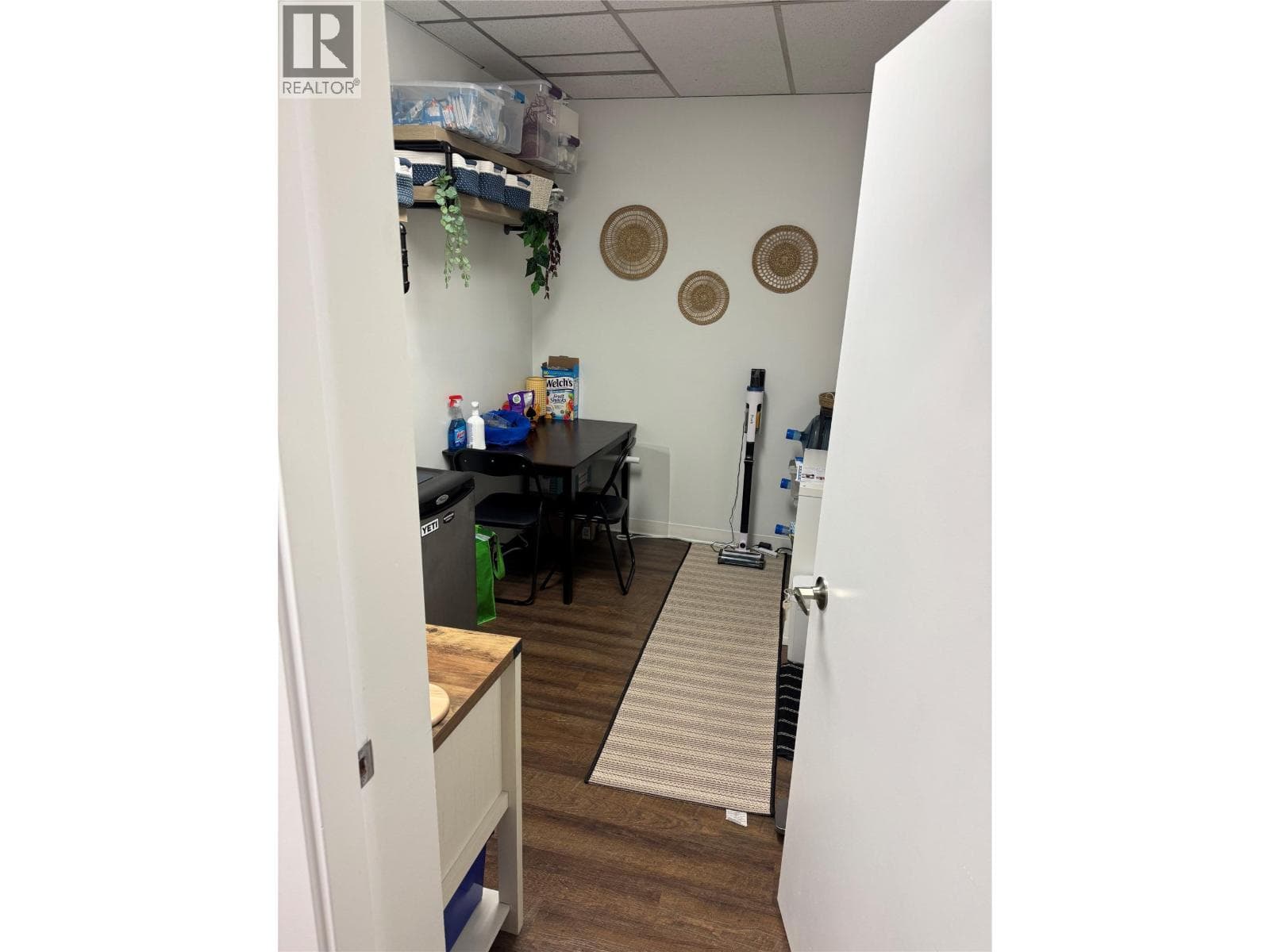 235 1ST AVENUE UNIT 404, Interior REALTORS® — photo 4