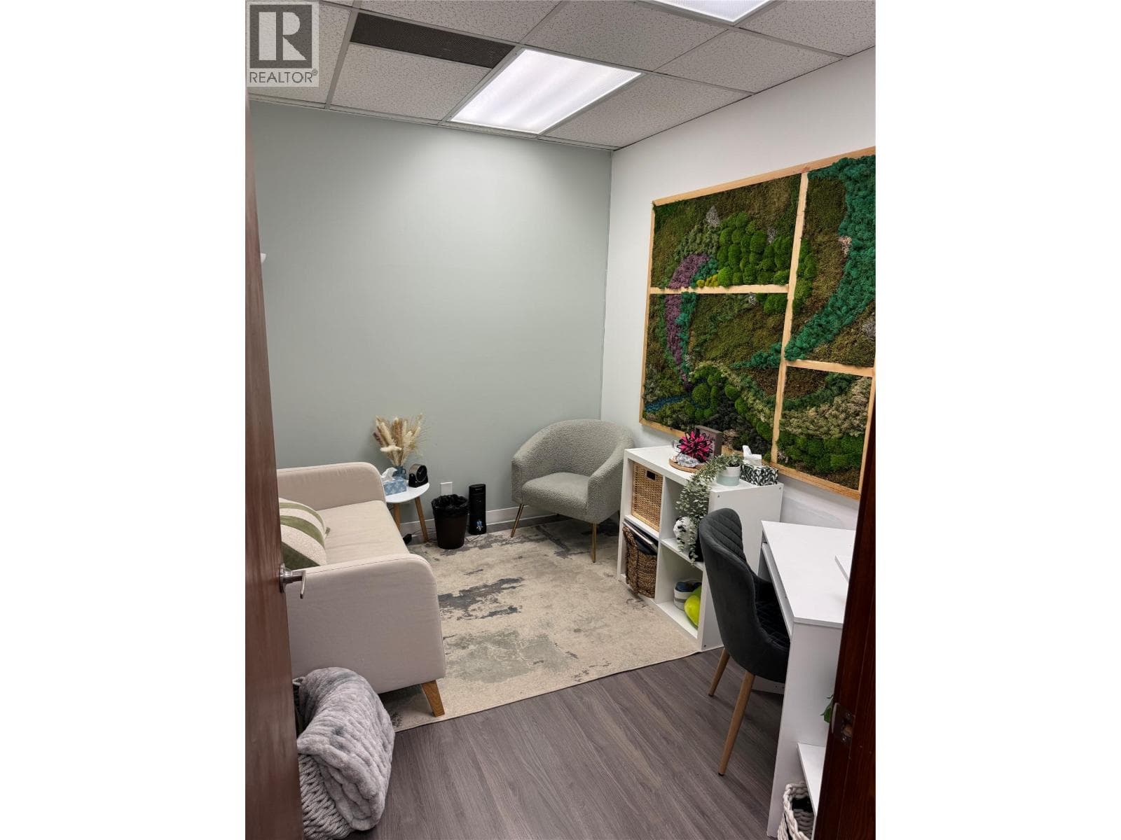 235 1ST AVENUE UNIT 404, Interior REALTORS® — photo 5