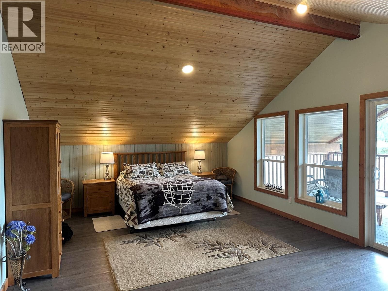8800 SEYMOUR ARM MAIN ROAD UNIT 21, Interior REALTORS® — photo 4