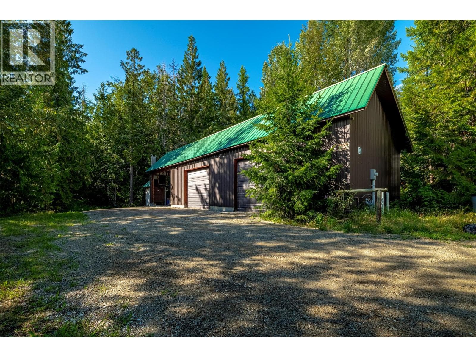 8100, 8104 Silver Star Road, Interior REALTORS® — photo 5